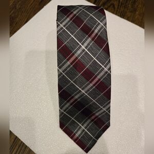 Pronto Uomo 100% Silk Grey with Maroon and Silver stripe plaid Classic Tie - EUC
